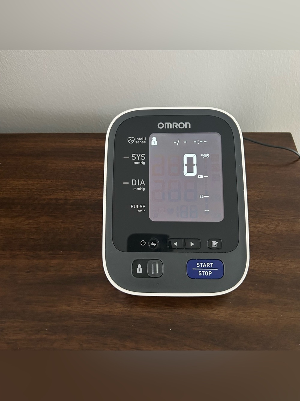 WORKING Omron 10 Series Upper Arm Blood BP Pressure BP786N Monitor w/ AC Adapter